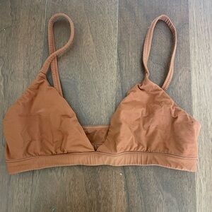 SKIMS fits everybody triangle bralette in bronze